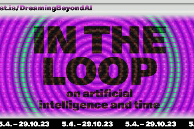 Grafik mit sich ausbreitenden Kreisen in lila und grün, darauf der Titel: in the loop.on artificial intelligence and time